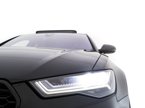 Audi RS6 Avant 4.0 TFSI Quattro *MILLTEK | KERAMIK | PANO | LEATHER-ALCANTARA | FULL-LED | TOP-VIEW | BLIS | MEMORY-PACK | CARBON-INT. | BOSE-SOUND | LANE-ASSIST | KEYLESS | DAB+ | SPORT-SEATS | SHIFT-PADDLES | 21''ALU
