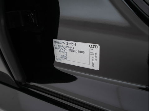 Audi RS6 Avant 4.0 TFSI Quattro *MILLTEK | KERAMIK | PANO | LEATHER-ALCANTARA | FULL-LED | TOP-VIEW | BLIS | MEMORY-PACK | CARBON-INT. | BOSE-SOUND | LANE-ASSIST | KEYLESS | DAB+ | SPORT-SEATS | SHIFT-PADDLES | 21''ALU