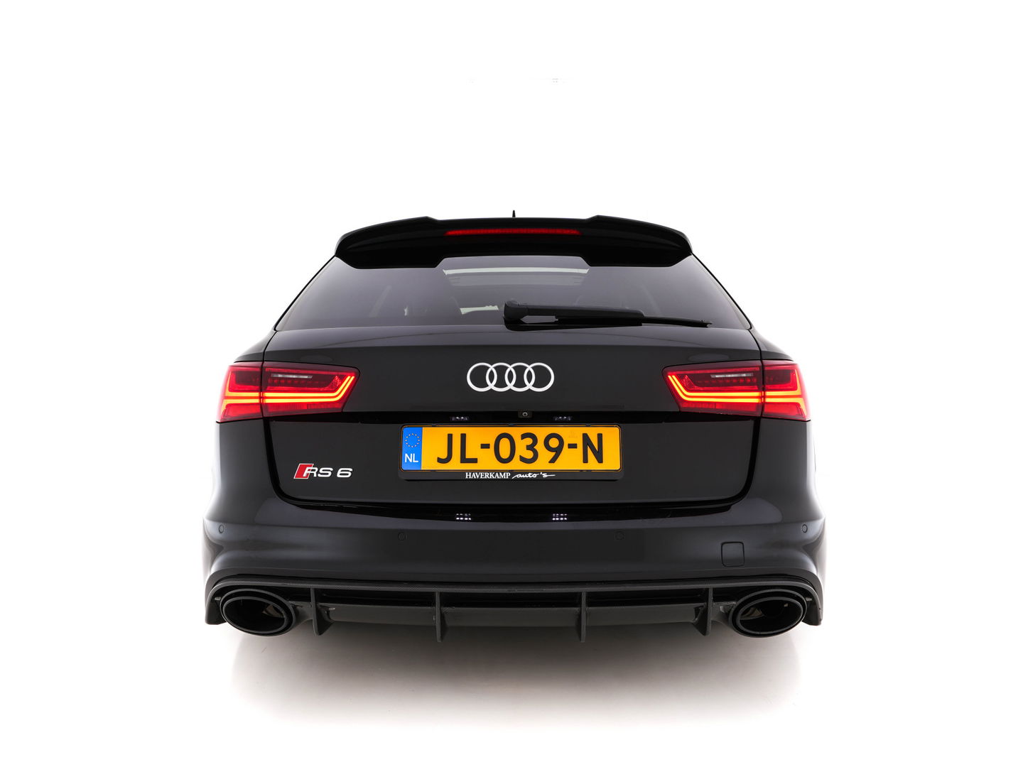 Audi RS6 Avant 4.0 TFSI Quattro *MILLTEK | KERAMIK | PANO | LEATHER-ALCANTARA | FULL-LED | TOP-VIEW | BLIS | MEMORY-PACK | CARBON-INT. | BOSE-SOUND | LANE-ASSIST | KEYLESS | DAB+ | SPORT-SEATS | SHIFT-PADDLES | 21''ALU