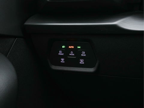CUPRA Leon Sportstourer 1.4 e-Hybrid VZ Adrenaline (INCL-BTW) Aut. *FULL-LED | DIGI-COCKPIT | ADAPTIVE-CRUISE | 1/2-LEATHER | SPORT-SEATS | AMBIENT-LIGHT | DAB+ | KEYLESS | CAMERA | HEATED-SEATS | SHIFT-PADDLES | 19''ALU*