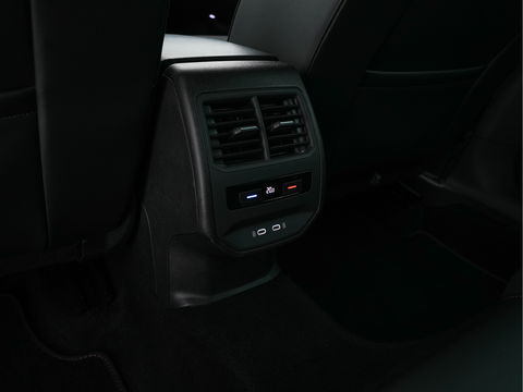 CUPRA Leon Sportstourer 1.4 e-Hybrid VZ Adrenaline (INCL-BTW) Aut. *FULL-LED | DIGI-COCKPIT | ADAPTIVE-CRUISE | 1/2-LEATHER | SPORT-SEATS | AMBIENT-LIGHT | DAB+ | KEYLESS | CAMERA | HEATED-SEATS | SHIFT-PADDLES | 19''ALU*