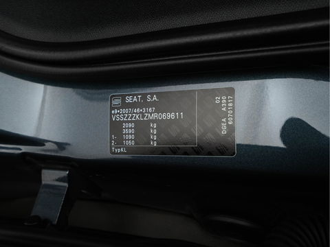 CUPRA Leon Sportstourer 1.4 e-Hybrid VZ Adrenaline (INCL-BTW) Aut. *FULL-LED | DIGI-COCKPIT | ADAPTIVE-CRUISE | 1/2-LEATHER | SPORT-SEATS | AMBIENT-LIGHT | DAB+ | KEYLESS | CAMERA | HEATED-SEATS | SHIFT-PADDLES | 19''ALU*