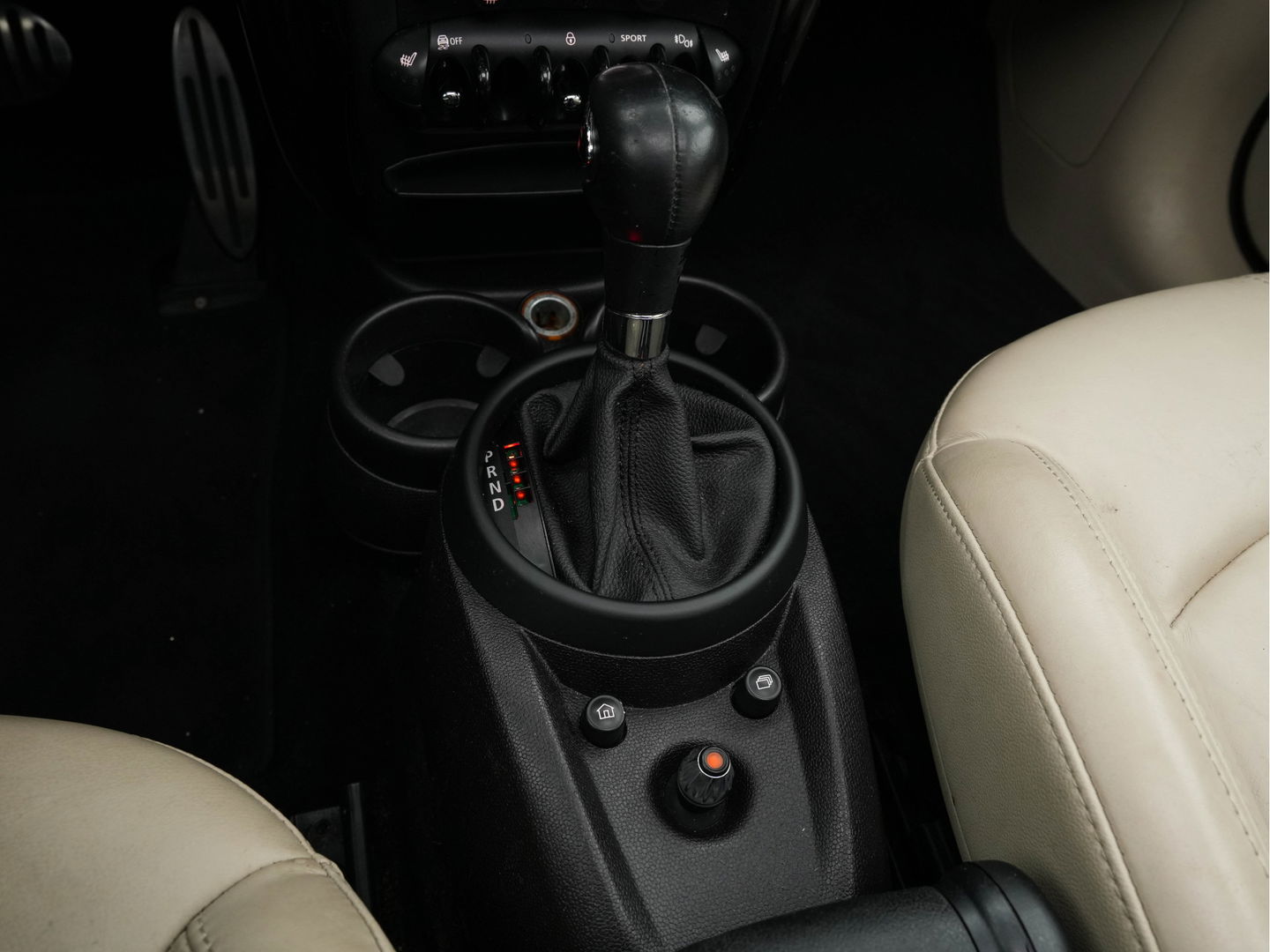 MINI Countryman 1.6 Cooper S Chili Aut. *PANO | FULL-LEATHER | XENON | HARMAN/KARDON-AUDIO | NAVI-FULLMAP | SPORT-SEATS | ECC | HEATED-SEATS | SHIFT-PADDLES |  PDC | CRUISE | 18''ALU*