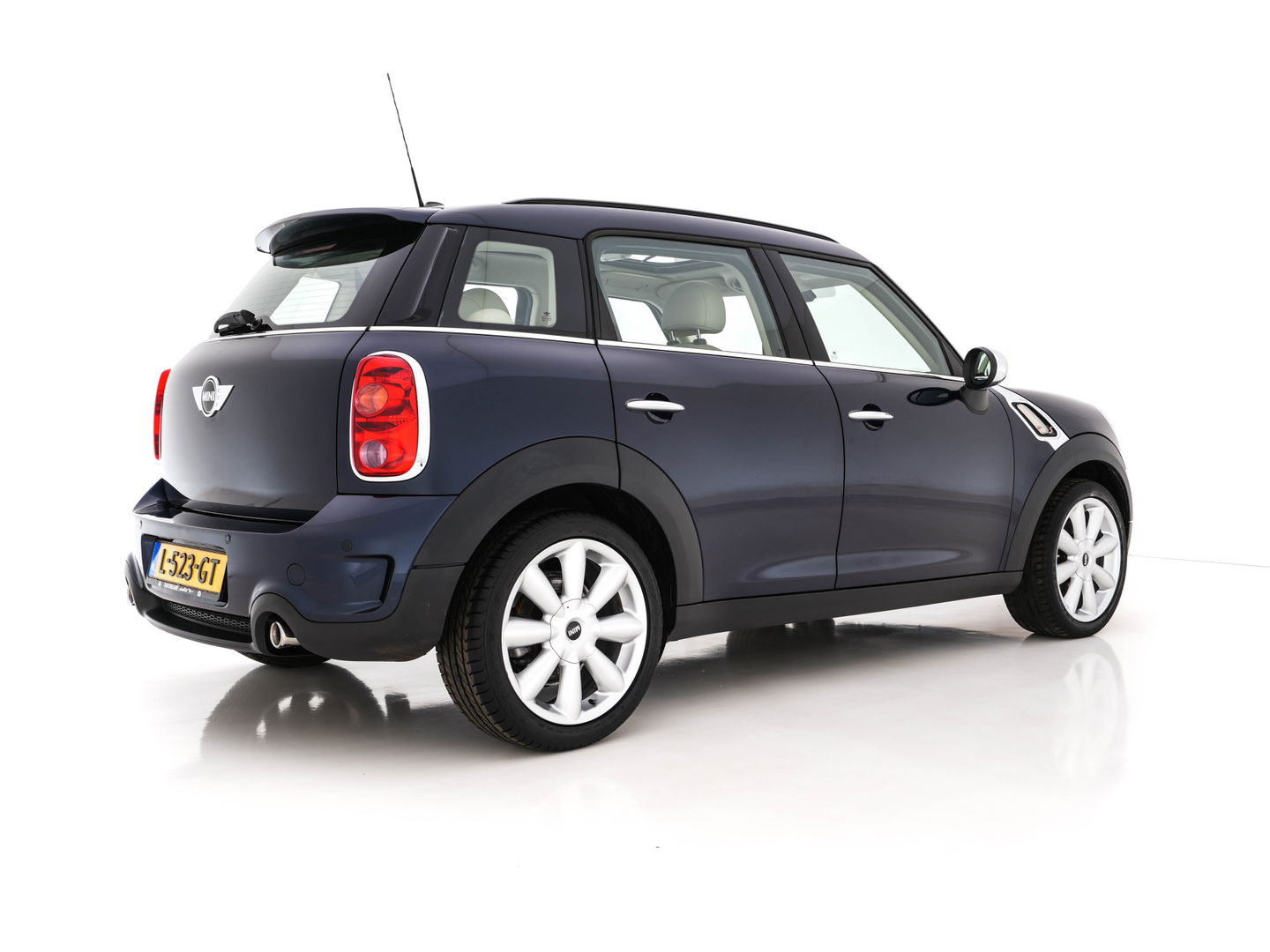 MINI Countryman 1.6 Cooper S Chili Aut. *PANO | FULL-LEATHER | XENON | HARMAN/KARDON-AUDIO | NAVI-FULLMAP | SPORT-SEATS | ECC | HEATED-SEATS | SHIFT-PADDLES |  PDC | CRUISE | 18''ALU*