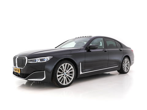 BMW 7 Serie 730d High Executive Aut. *PANO | HEAD-UP | CARBON-CORE | ADAPT.CRUISE | LASER-LED | SOFT-CLOSE | MASSAGE | NAPPA-LEATHER | HARMAN/KARDON-AUDIO | MEMORY-PACK | BLINDSPOT | TOP-VIEW | CARPLAY | DIGI-COCKPIT