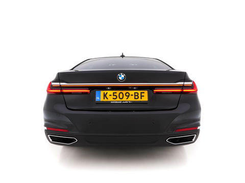 BMW 7 Serie 730d High Executive Aut. *PANO | HEAD-UP | CARBON-CORE | ADAPT.CRUISE | LASER-LED | SOFT-CLOSE | MASSAGE | NAPPA-LEATHER | HARMAN/KARDON-AUDIO | MEMORY-PACK | BLINDSPOT | TOP-VIEW | CARPLAY | DIGI-COCKPIT