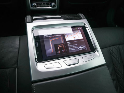 BMW 7 Serie 730d High Executive Aut. *PANO | HEAD-UP | CARBON-CORE | ADAPT.CRUISE | LASER-LED | SOFT-CLOSE | MASSAGE | NAPPA-LEATHER | HARMAN/KARDON-AUDIO | MEMORY-PACK | BLINDSPOT | TOP-VIEW | CARPLAY | DIGI-COCKPIT
