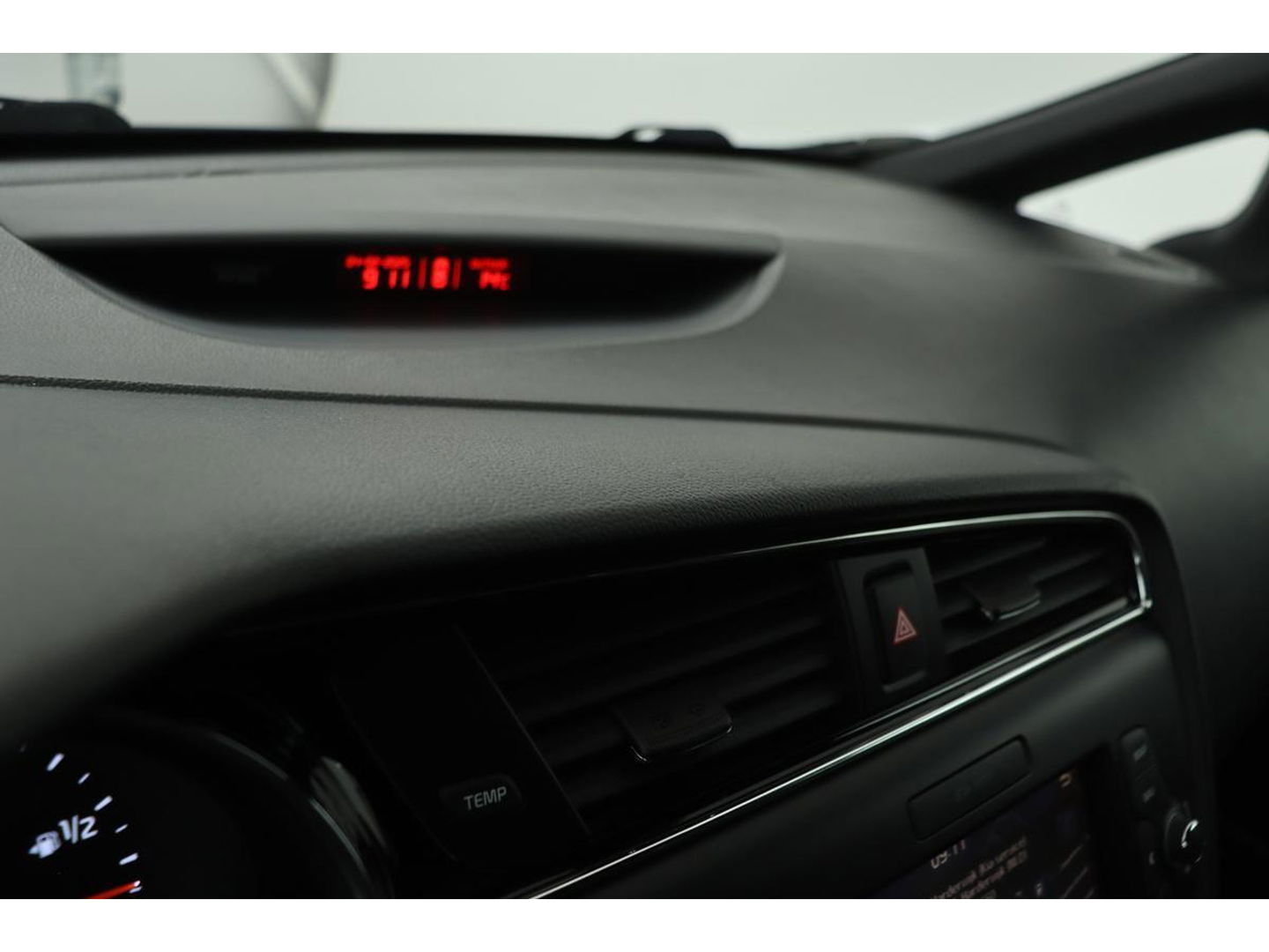Kia cee'd 1.0 T-GDi GT-Line | 1e eigenaar | Stoel & stuurverwarming | Camera | Navigatie | Xenon | Climate control | Keyless | Cruise control