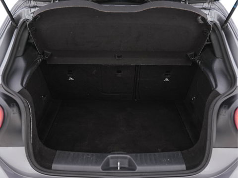 Mercedes-Benz A-Klasse 200 Prestige AMG-Sport-Pack Aut. *XENON | NAVI-FULLMAP | SPORT-SEATS | LEATHER-ALCANTARA | ECC | SHIFT-PADDLES | PDC | CRUISE | 18''ALU*