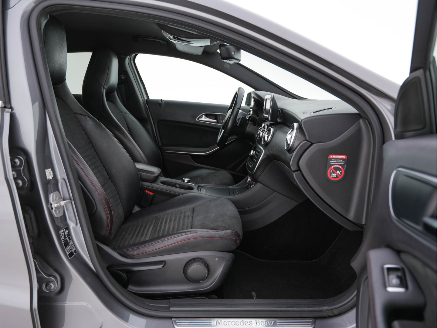 Mercedes-Benz A-Klasse 200 Prestige AMG-Sport-Pack Aut. *XENON | NAVI-FULLMAP | SPORT-SEATS | LEATHER-ALCANTARA | ECC | SHIFT-PADDLES | PDC | CRUISE | 18''ALU*