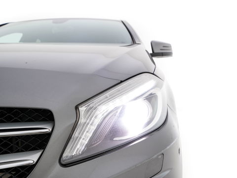 Mercedes-Benz A-Klasse 200 Prestige AMG-Sport-Pack Aut. *XENON | NAVI-FULLMAP | SPORT-SEATS | LEATHER-ALCANTARA | ECC | SHIFT-PADDLES | PDC | CRUISE | 18''ALU*