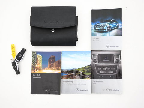 Mercedes-Benz A-Klasse 200 Prestige AMG-Sport-Pack Aut. *XENON | NAVI-FULLMAP | SPORT-SEATS | LEATHER-ALCANTARA | ECC | SHIFT-PADDLES | PDC | CRUISE | 18''ALU*