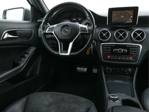 Mercedes-Benz A-Klasse 200 Prestige AMG-Sport-Pack Aut. *XENON | NAVI-FULLMAP | SPORT-SEATS | LEATHER-ALCANTARA | ECC | SHIFT-PADDLES | PDC | CRUISE | 18''ALU*