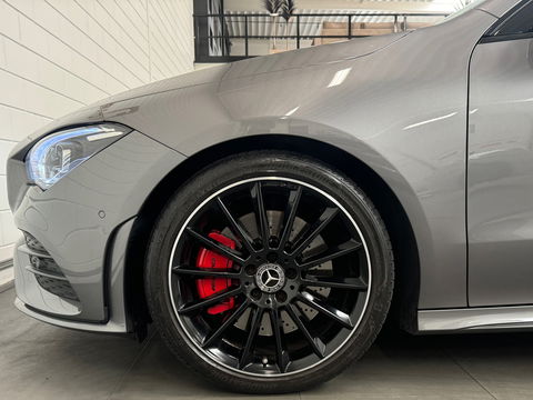 Mercedes-Benz CLA-Klasse 250 AMG Night|Pano|Sfeer|Burmes|45s