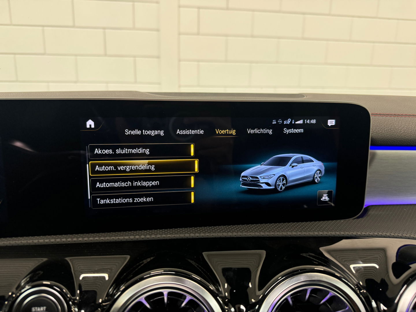 Mercedes-Benz CLA-Klasse 250 AMG Night|Pano|Sfeer|Burmes|45s