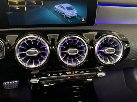 Mercedes-Benz CLA-Klasse 250 AMG Night|Pano|Sfeer|Burmes|45s