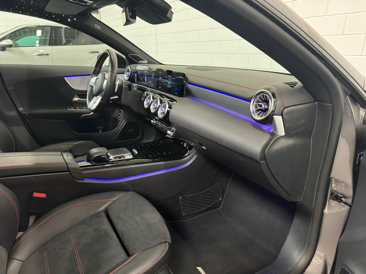 Mercedes-Benz CLA-Klasse 250 AMG Night|Pano|Sfeer|Burmes|45s