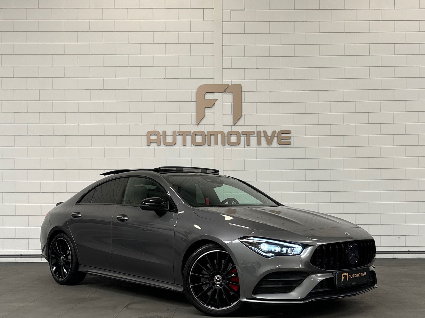 Mercedes-Benz CLA-Klasse 250 AMG Night|Pano|Sfeer|Burmes|45s