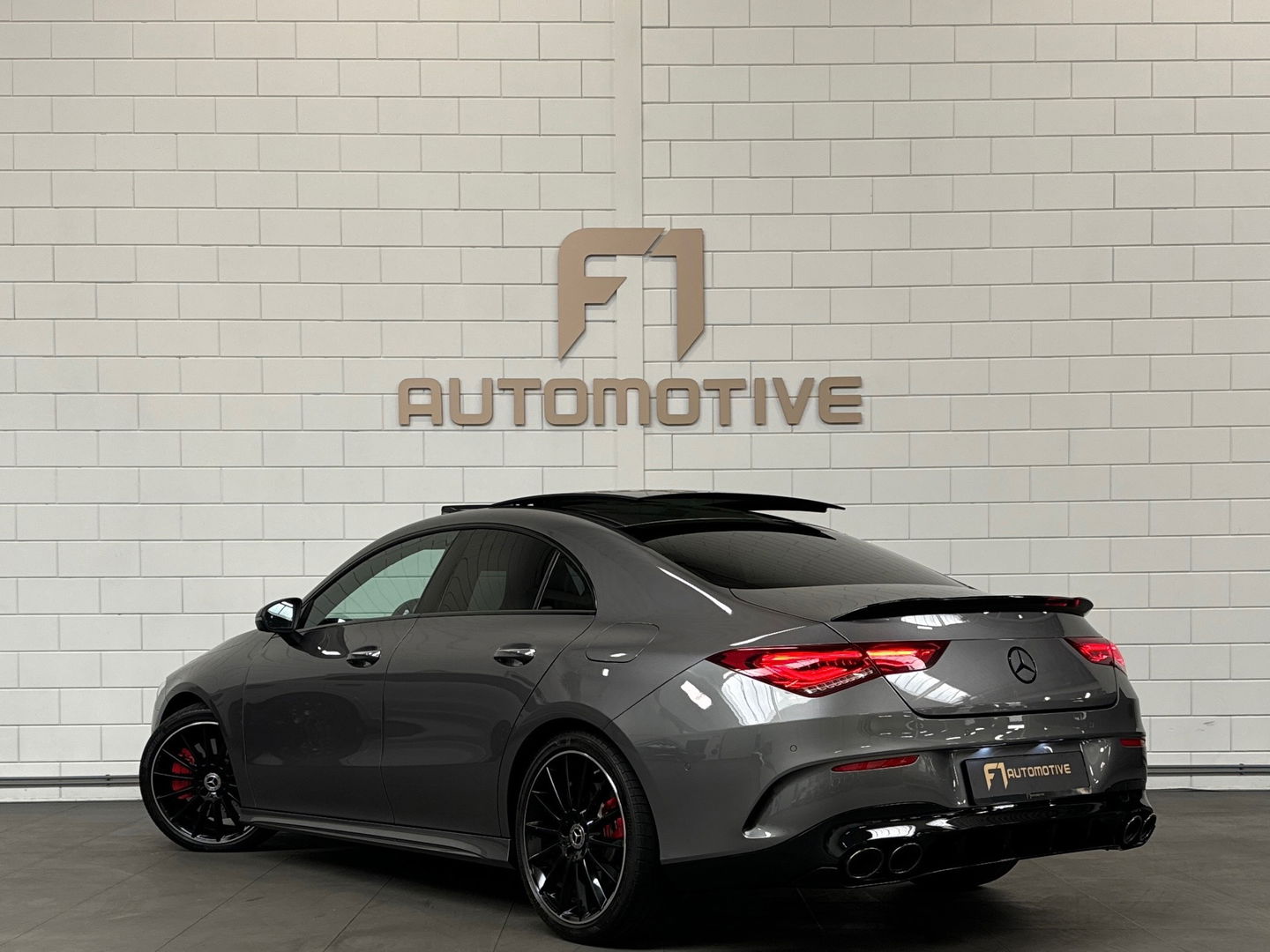 Mercedes-Benz CLA-Klasse 250 AMG Night|Pano|Sfeer|Burmes|45s