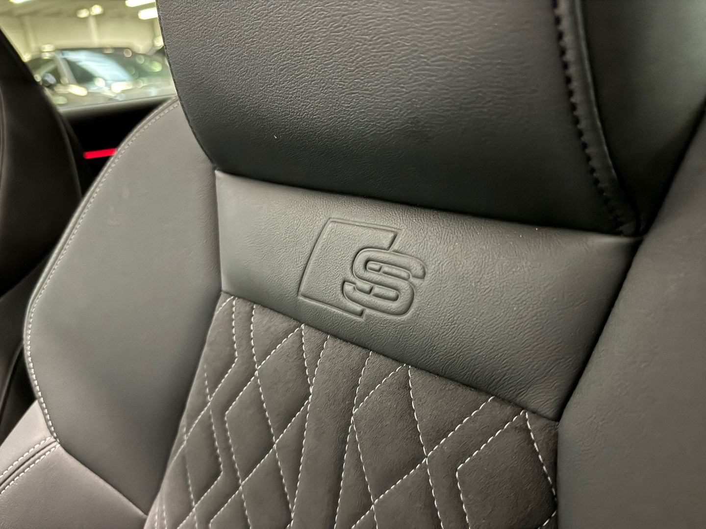 Audi A3 Sportback 2.0 TFSI S3 quattro Pano|HuD|RS Seat|Sfeer