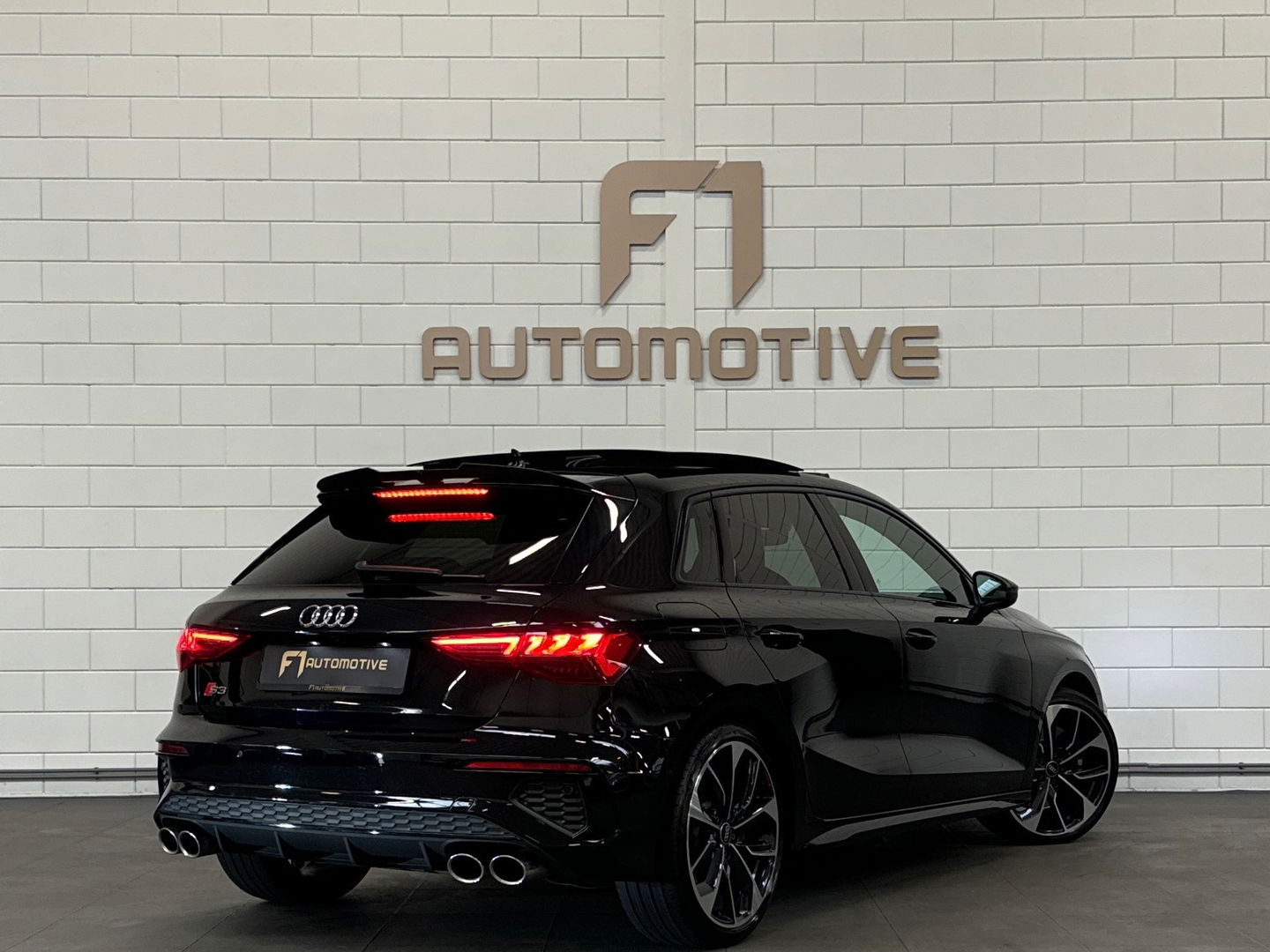 Audi A3 Sportback 2.0 TFSI S3 quattro Pano|HuD|RS Seat|Sfeer