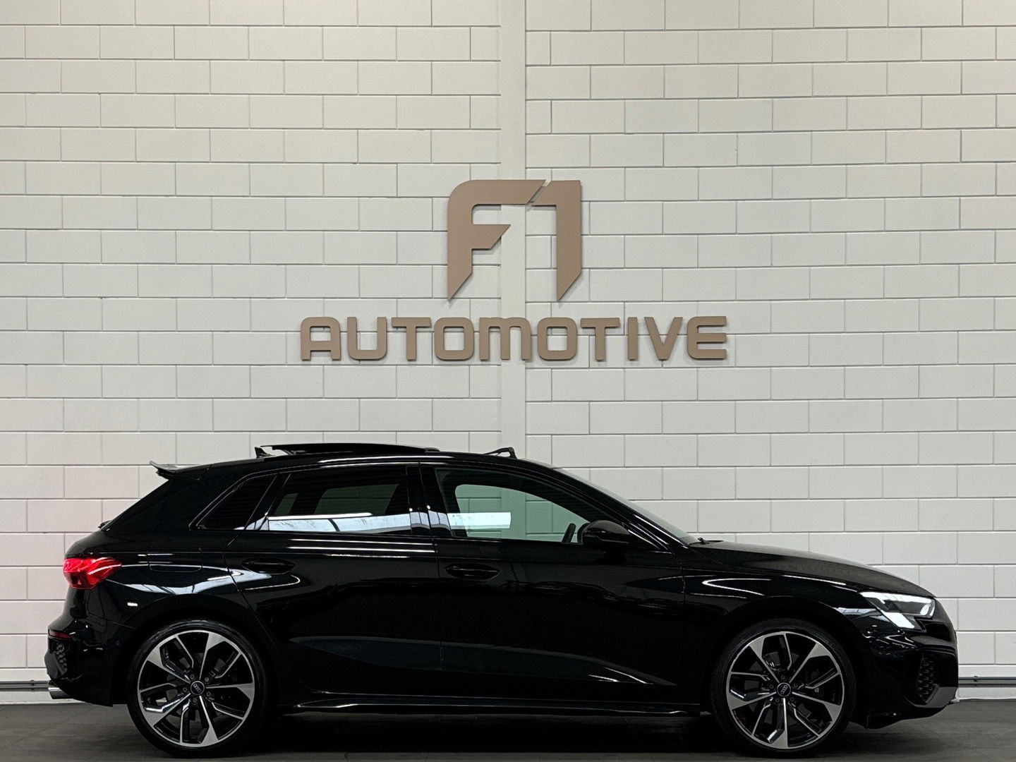 Audi A3 Sportback 2.0 TFSI S3 quattro Pano|HuD|RS Seat|Sfeer