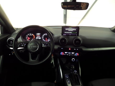 Audi Q2 1.4 TFSI CoD Sport Automaat! "Origineel NL!" Navigatie Bluetooth Cruise Parkeersensoren, van 1e eigenaar in nieuwstaat !