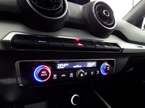 Audi Q2 1.4 TFSI CoD Sport Automaat! "Origineel NL!" Navigatie Bluetooth Cruise Parkeersensoren, van 1e eigenaar in nieuwstaat !