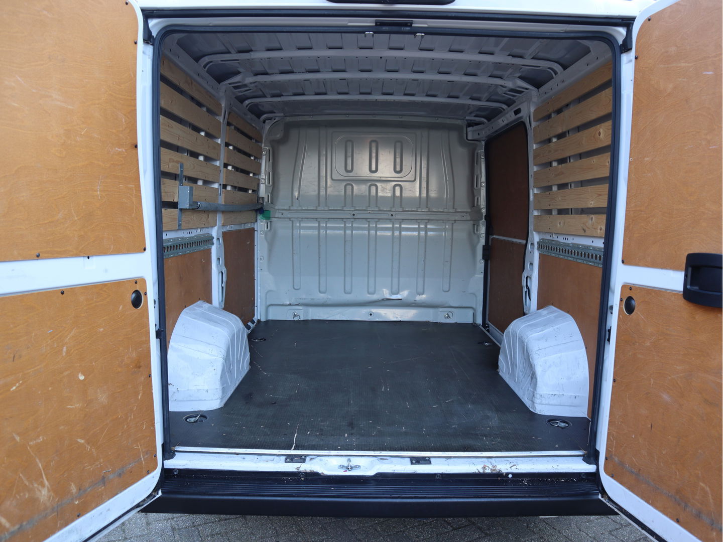 Fiat Ducato 2.2 MultiJet 120pk Euro 6 - L1H1 - New Model - Camera - Apple Carplay