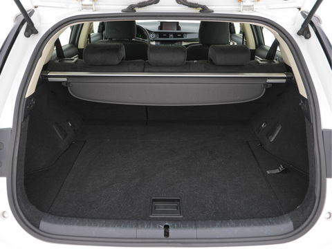 Lexus CT 200h Business Style Special Edition Aut. *NAVI-FULLMAP | ALCANTARA | ECC | PARKASSIST | CRUISE | TOWBAR | COMFORT-SEATS |  15''ALU*