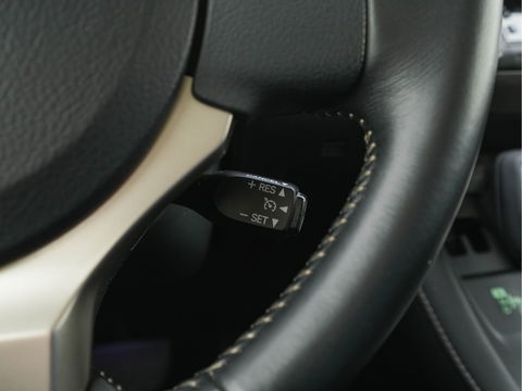 Lexus CT 200h Business Style Special Edition Aut. *NAVI-FULLMAP | ALCANTARA | ECC | PARKASSIST | CRUISE | TOWBAR | COMFORT-SEATS |  15''ALU*