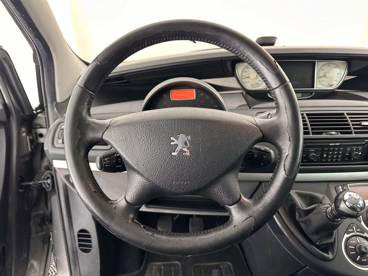 Peugeot 807 2.0 HDiF Norwest [ 8-Pers. ] *NAVI-FULLMAP | 1/2-LEATHER | COMFORT-SEATS | ECC | PDC | CRUISE | RADIO-MP3 | TOWBAR | 16''ALU*