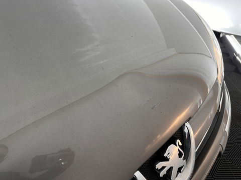 Peugeot 807 2.0 HDiF Norwest [ 8-Pers. ] *NAVI-FULLMAP | 1/2-LEATHER | COMFORT-SEATS | ECC | PDC | CRUISE | RADIO-MP3 | TOWBAR | 16''ALU*