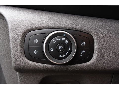 Ford Transit Custom 300 2.0 TDCI L2H1 Limited DC Cruise, Camera, Carplay, 170PK LED, Leder, Automaat, Sensoren, Trekhaak, UNIEK!