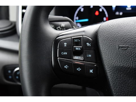 Ford Transit Custom 300 2.0 TDCI L2H1 Limited DC Cruise, Camera, Carplay, 170PK LED, Leder, Automaat, Sensoren, Trekhaak, UNIEK!