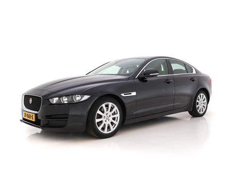 Jaguar XE 2.0 D Pure In-Control-Pack Aut. *FULL-LEATHER | NAVI-FULLMAP | COMFORT-SEATS | CAMERA | ECC | SHIFT-PADDLES | LANE-ASSIST | PDC | HEATED-SEATS | CRUISE | 17''ALU*