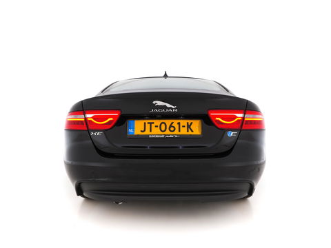 Jaguar XE 2.0 D Pure In-Control-Pack Aut. *FULL-LEATHER | NAVI-FULLMAP | COMFORT-SEATS | CAMERA | ECC | SHIFT-PADDLES | LANE-ASSIST | PDC | HEATED-SEATS | CRUISE | 17''ALU*