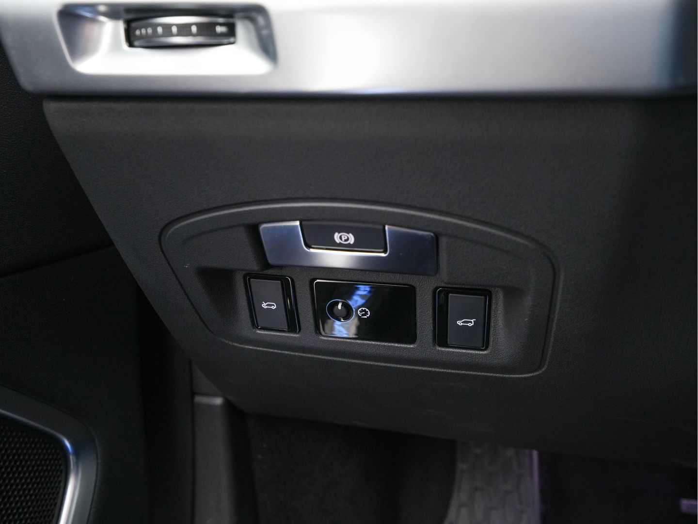 Jaguar I-PACE EV400 HSE First Edition AWD (INCL-BTW) Aut. *DIGI-COCKPIT | MATRIX-LED | MICROFIBRE | MERIDIAN-AUDIO | SURROUND-VIEW | KEYLESS | LANE-ASSIST | BLIND-SPOT | CRUISE | DAB | MEMORY-PACK | CCS-FASTLOADER | SPORT-SEATS | 22"