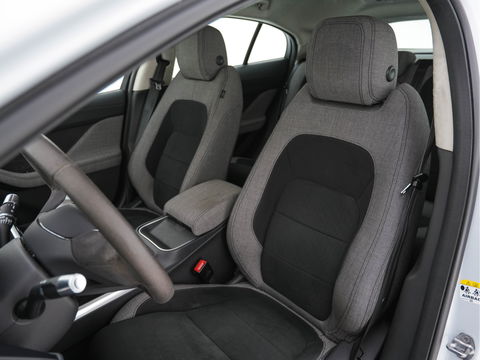 Jaguar I-PACE EV400 HSE First Edition AWD (INCL-BTW) Aut. *DIGI-COCKPIT | MATRIX-LED | MICROFIBRE | MERIDIAN-AUDIO | SURROUND-VIEW | KEYLESS | LANE-ASSIST | BLIND-SPOT | CRUISE | DAB | MEMORY-PACK | CCS-FASTLOADER | SPORT-SEATS | 22"