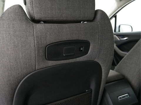 Jaguar I-PACE EV400 HSE First Edition AWD (INCL-BTW) Aut. *DIGI-COCKPIT | MATRIX-LED | MICROFIBRE | MERIDIAN-AUDIO | SURROUND-VIEW | KEYLESS | LANE-ASSIST | BLIND-SPOT | CRUISE | DAB | MEMORY-PACK | CCS-FASTLOADER | SPORT-SEATS | 22"