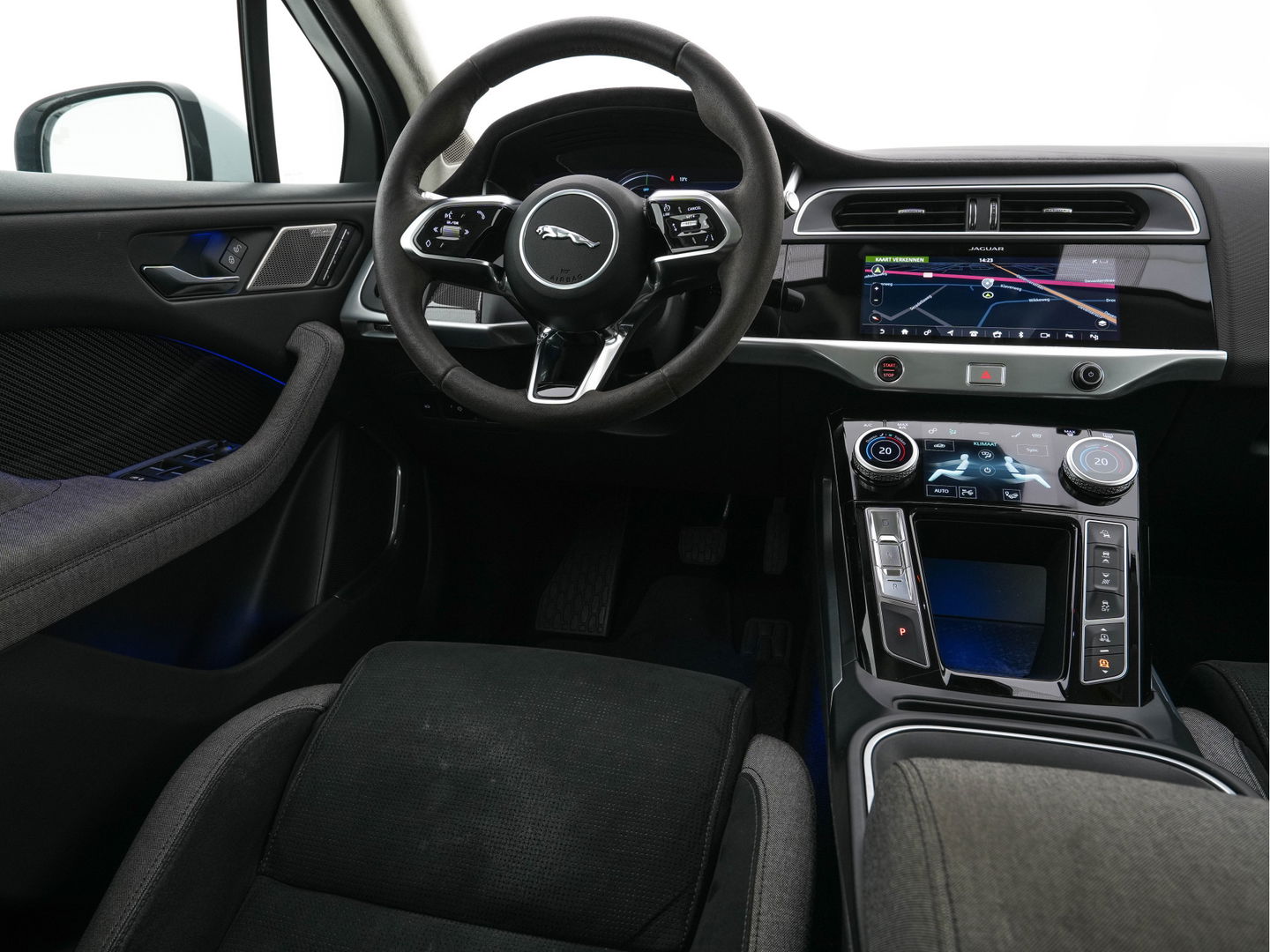 Jaguar I-PACE EV400 HSE First Edition AWD (INCL-BTW) Aut. *DIGI-COCKPIT | MATRIX-LED | MICROFIBRE | MERIDIAN-AUDIO | SURROUND-VIEW | KEYLESS | LANE-ASSIST | BLIND-SPOT | CRUISE | DAB | MEMORY-PACK | CCS-FASTLOADER | SPORT-SEATS | 22"