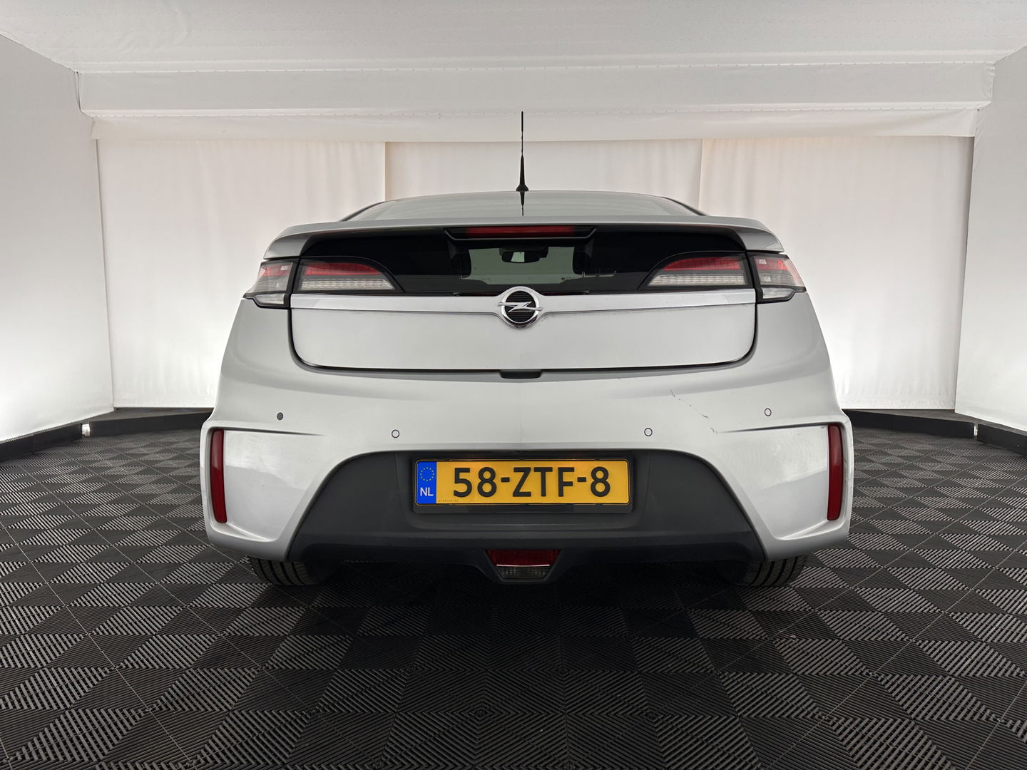 Opel Ampera 1.4 *NAVI-FULLMAP | BOSE-AUDIO | KEYLESS | FULL-LEATHER | CAMERA | ECC | PDC | CRUISE*