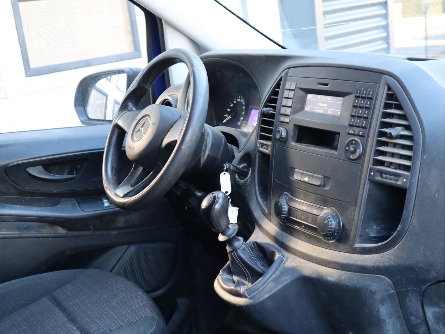 Mercedes-Benz Vito 111 CDI Euro 6 L2 Lang - Trekhaak - Dakdragers