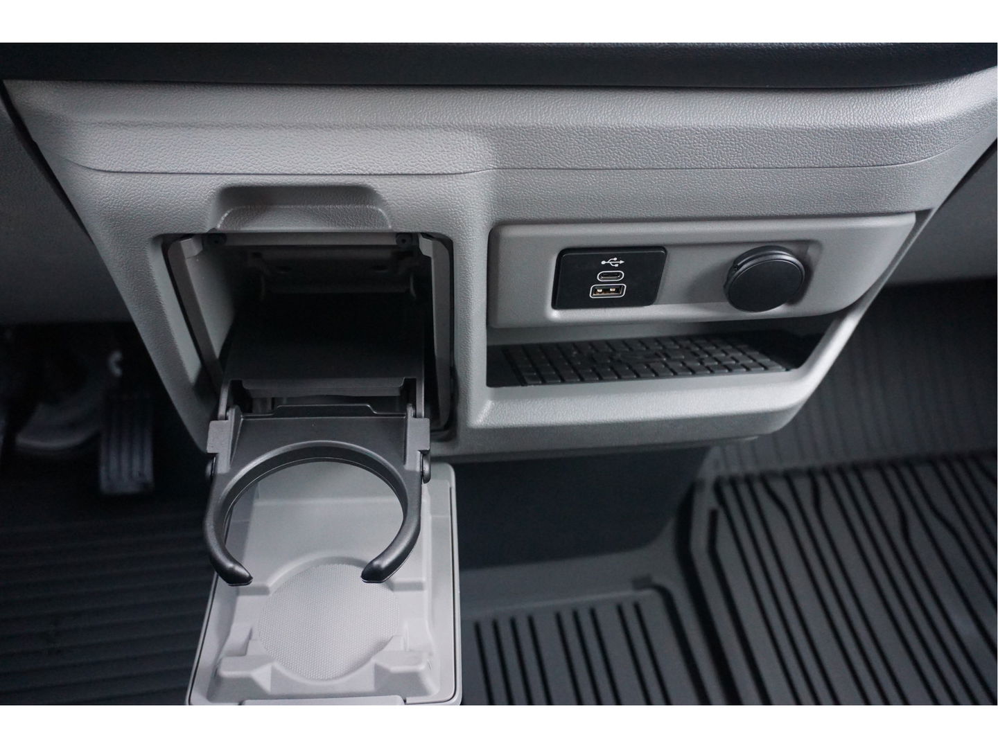 Ford Transit Custom 300L 170PK Limited AUT BPM VRIJ!! Navi, Cam, Adap. Cruise, LM Velg, LED!! NR. 236