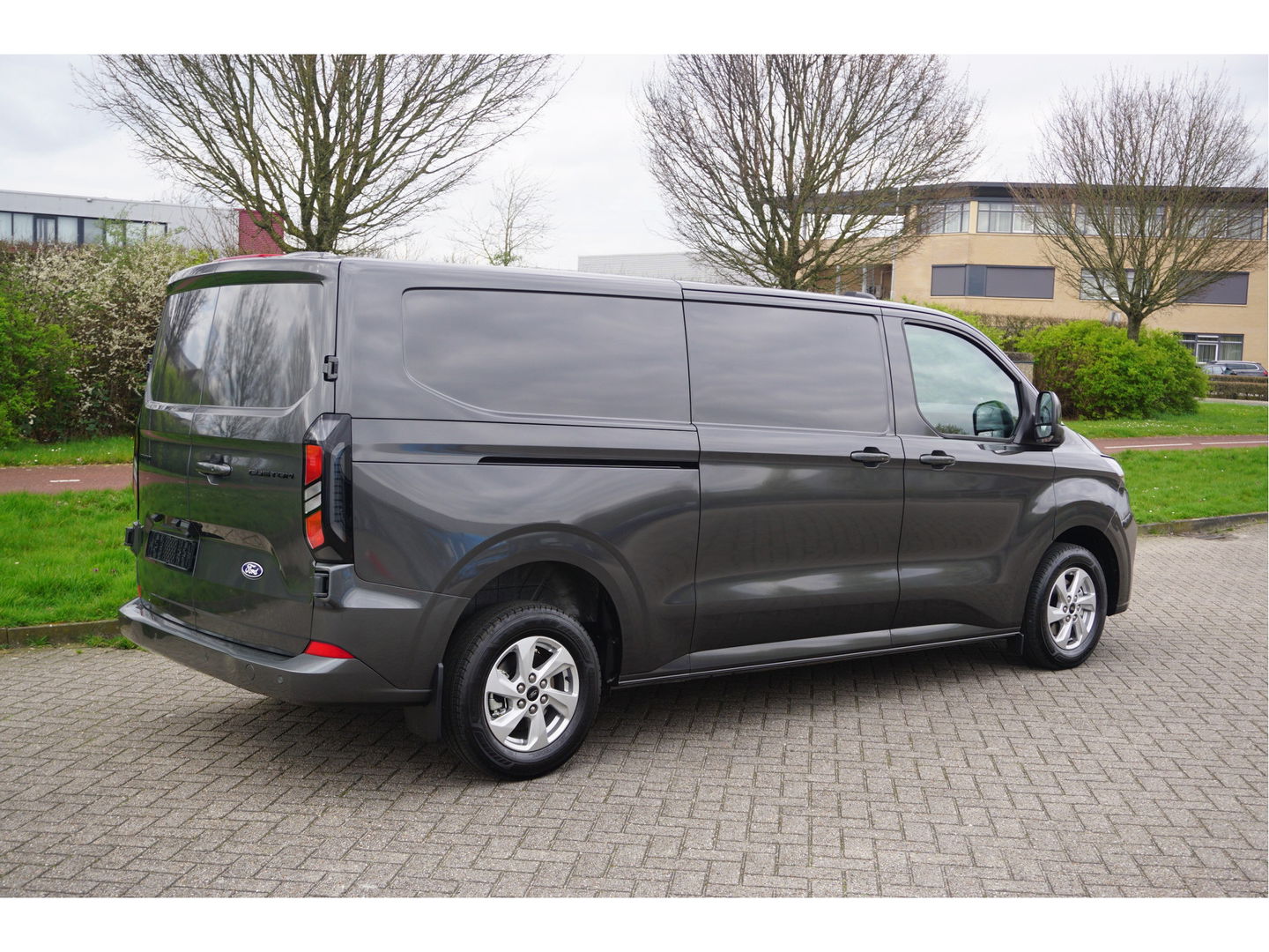 Ford Transit Custom 300L 170PK Limited AUT BPM VRIJ!! Navi, Cam, Adap. Cruise, LM Velg, LED!! NR. 236