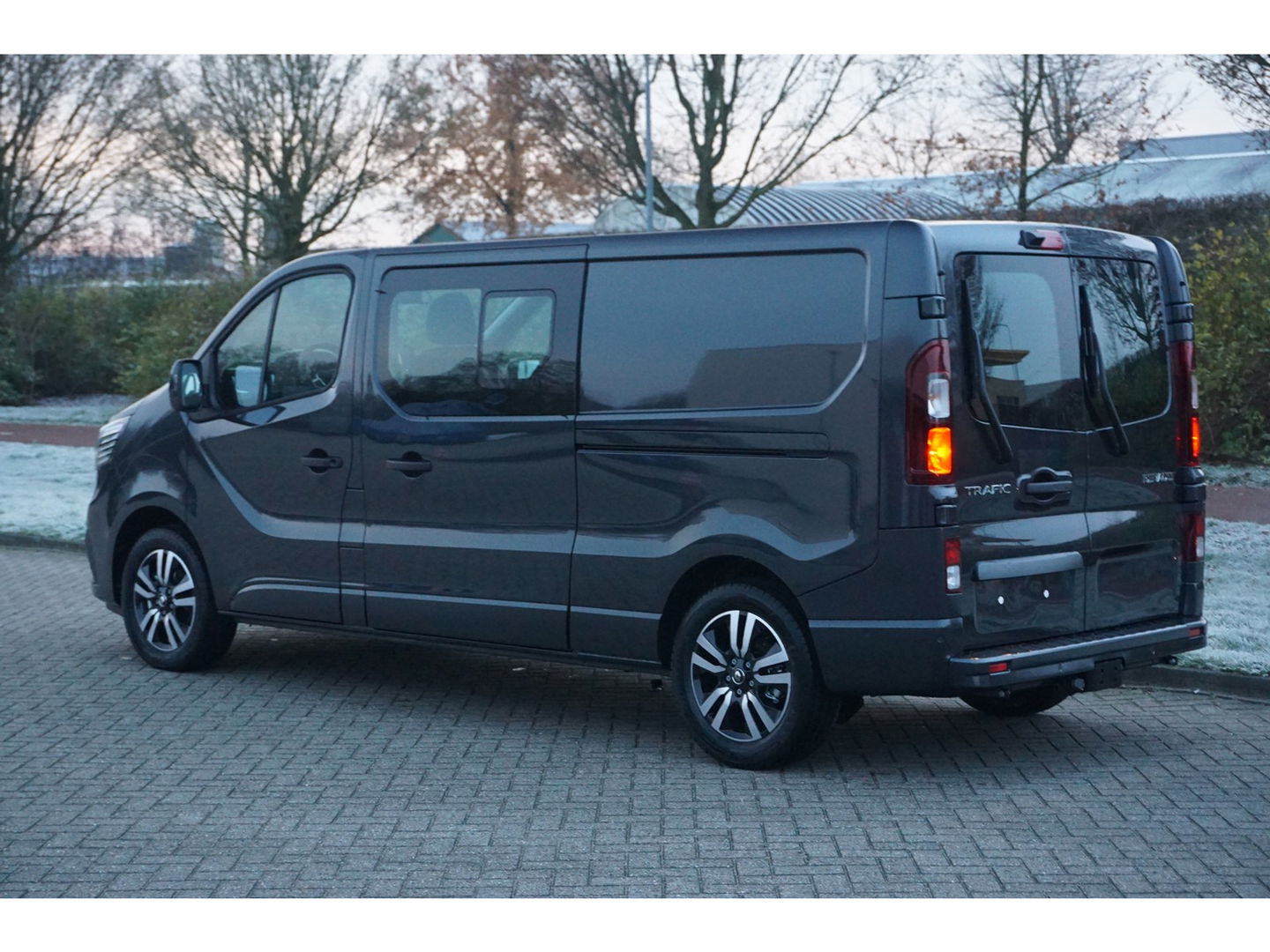 Renault Trafic 170PK L2H1 LUXE DC EDC AUT BPM VRIJ!! Climate, Navi, Camera, ACC, 17" LM, LED!! NR. 901