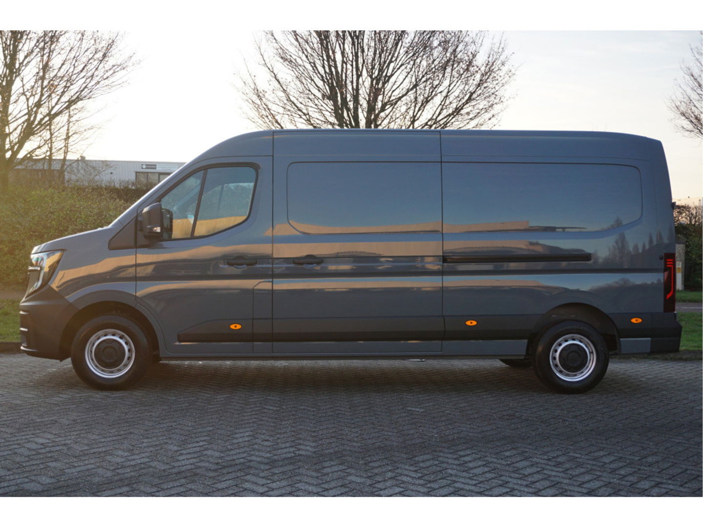 Renault Master T35 170PK Extra L3H2 BPM VRIJ!! 10" R-Link scherm, Cam, Trekhaak, 2x Schuifdeur!! NR. E498*