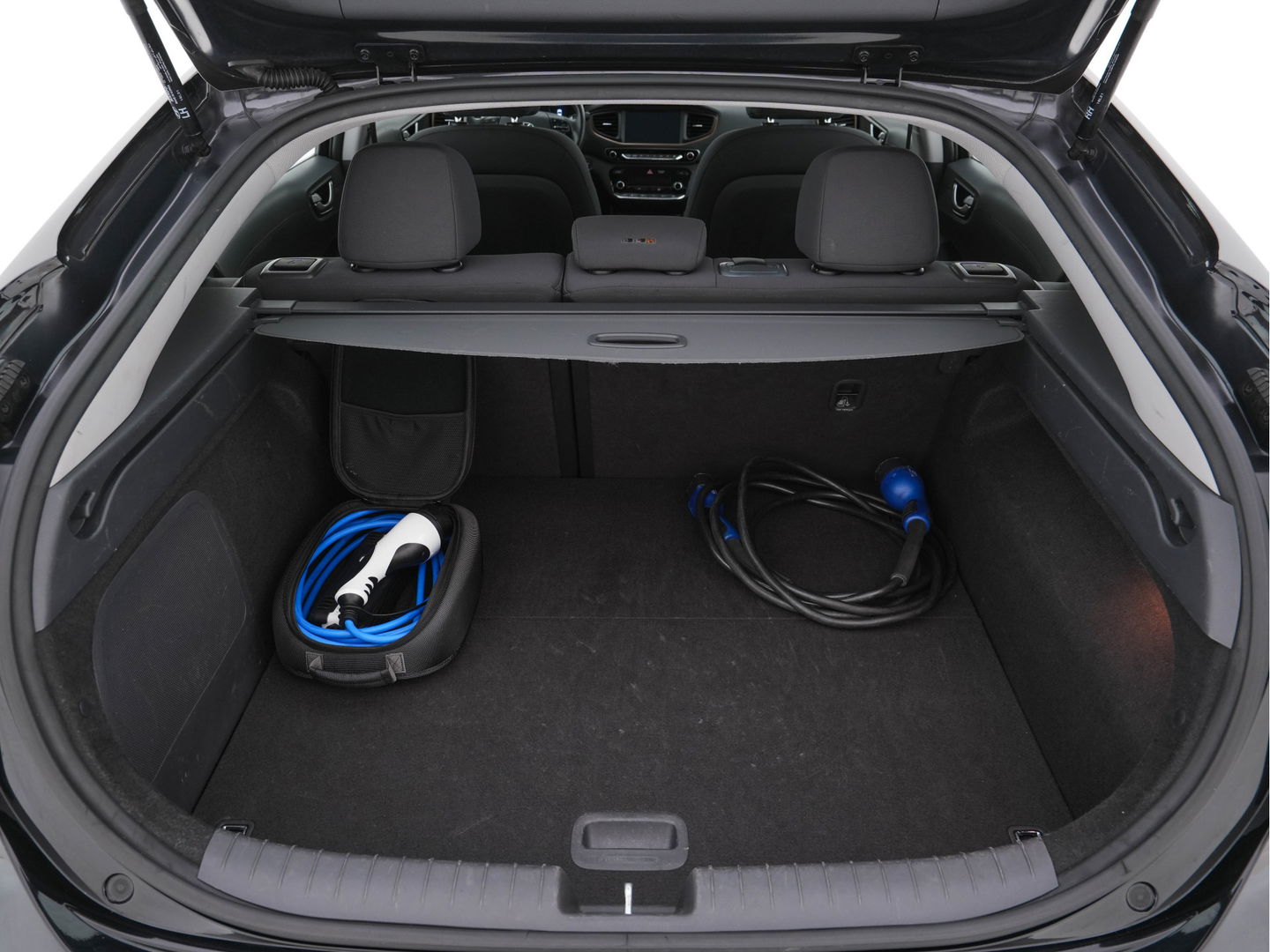 Hyundai IONIQ Comfort EV Aut. *INFINITY-AUDIO | NAVI-FULLMAP | CAMERA | CCS-FASTLOADER | LANE-ASSIST | ADAPTIVE-CRUISE | KEYLESS | SHIFT-PADDLES | PDC | CARPLAY |  DAB+ | COMFORT-SEATS | 16"ALU*