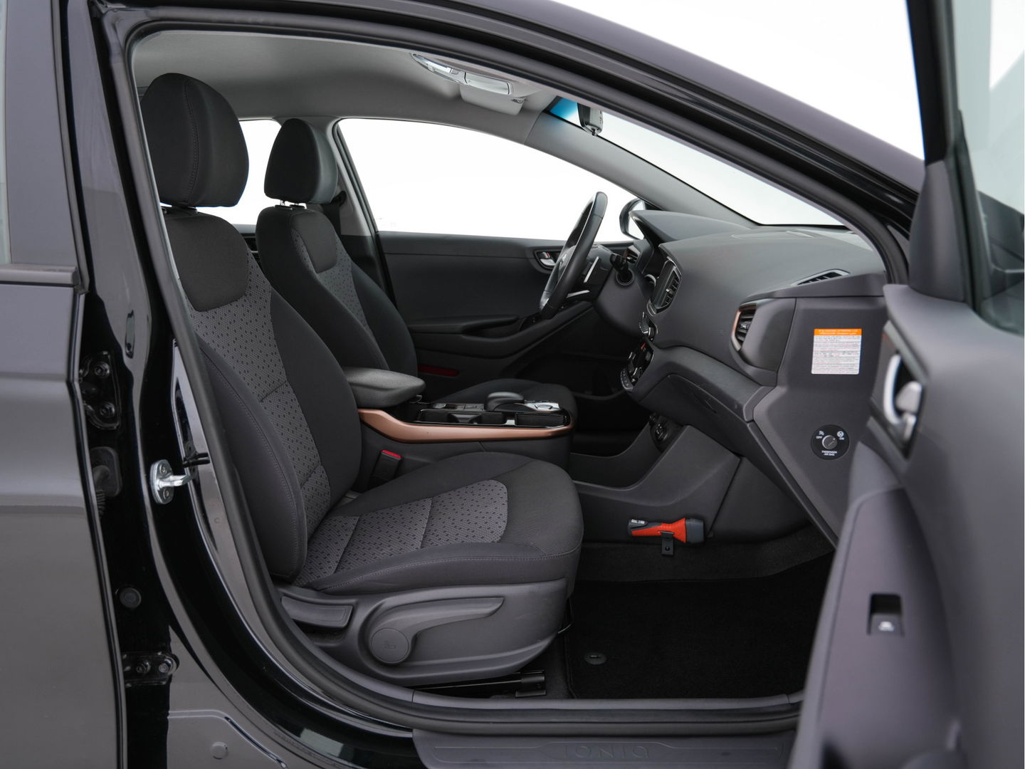 Hyundai IONIQ Comfort EV Aut. *INFINITY-AUDIO | NAVI-FULLMAP | CAMERA | CCS-FASTLOADER | LANE-ASSIST | ADAPTIVE-CRUISE | KEYLESS | SHIFT-PADDLES | PDC | CARPLAY |  DAB+ | COMFORT-SEATS | 16"ALU*