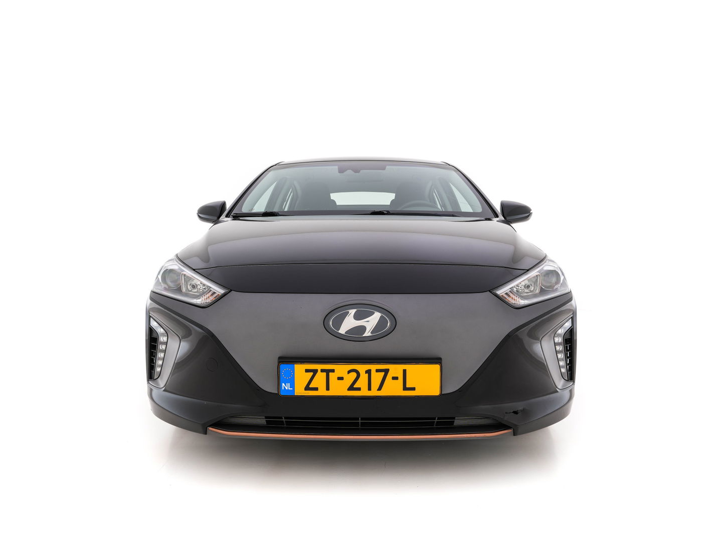 Hyundai IONIQ Comfort EV Aut. *INFINITY-AUDIO | NAVI-FULLMAP | CAMERA | CCS-FASTLOADER | LANE-ASSIST | ADAPTIVE-CRUISE | KEYLESS | SHIFT-PADDLES | PDC | CARPLAY |  DAB+ | COMFORT-SEATS | 16"ALU*